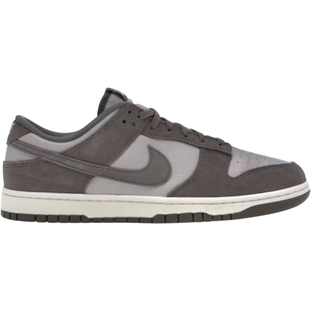 Nike Dunk Low Platinum Violet Cave Stone Nike