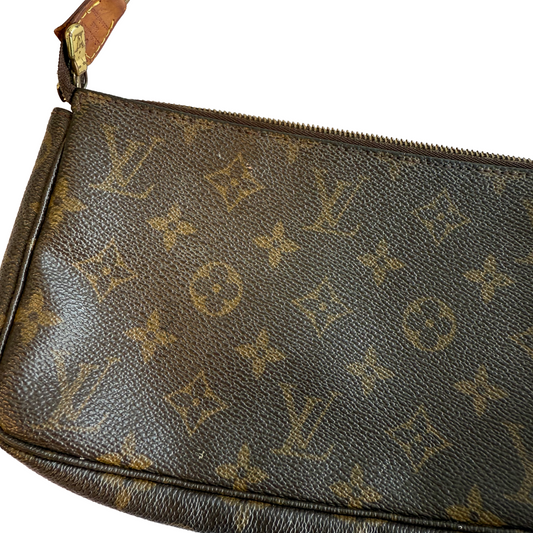 Louis Vuitton Monogram Pochette