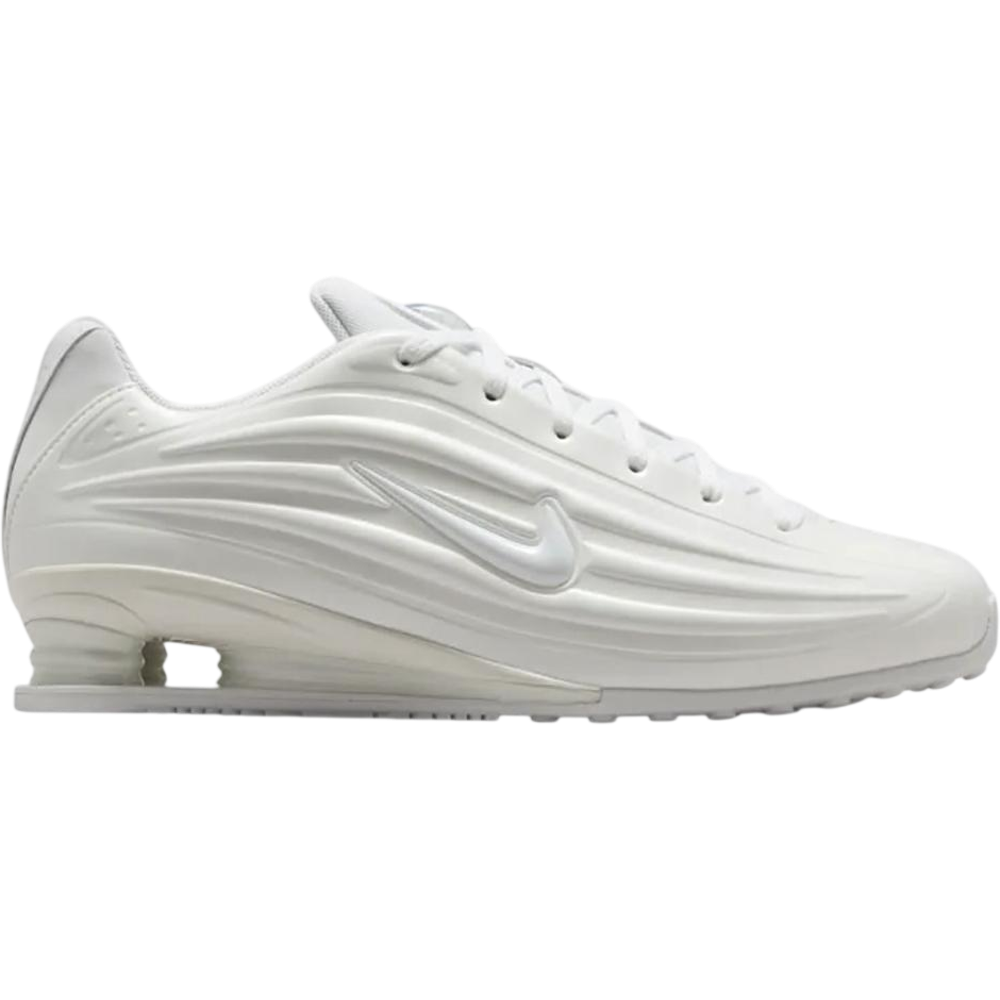 Nike Shox Z White/Metallic Silver (Women's) hos Wear The Hype