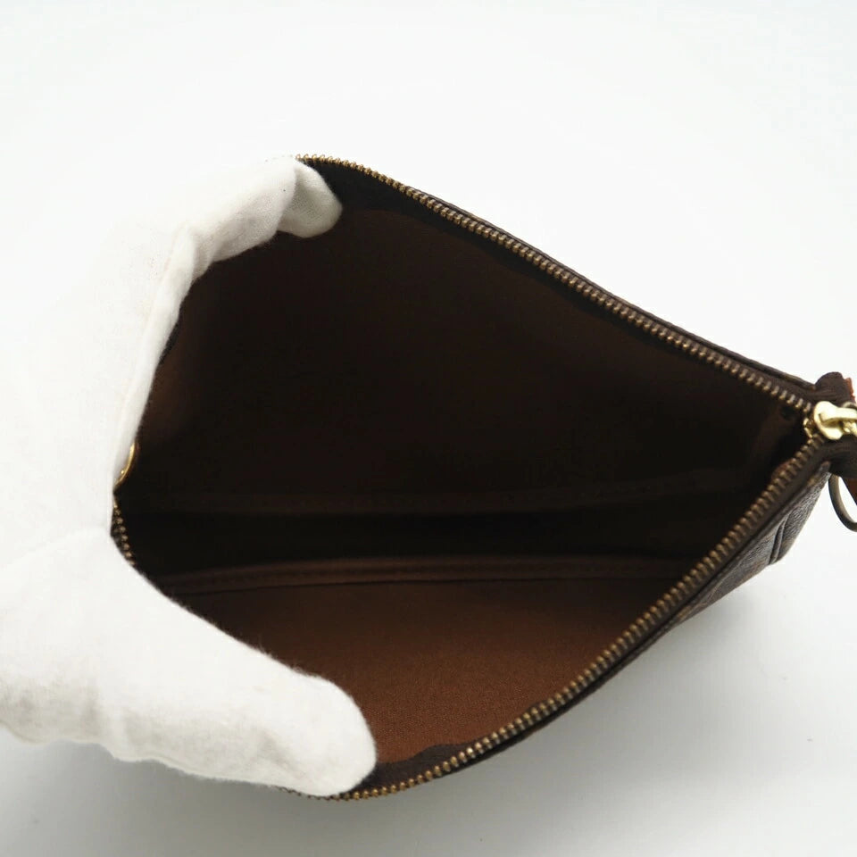 Louis Vuitton Monogram Pochette